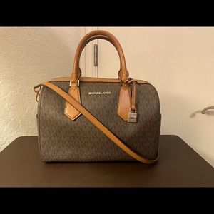 Micheal Kors Hayes Large Duffel Satchel Bag